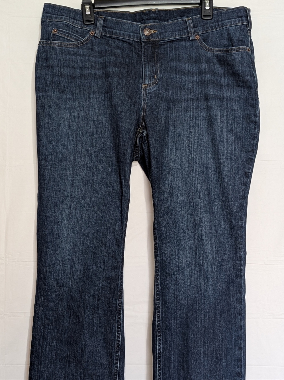 Duluth Trading Co Women’s Jeans 18W x 31 Straight Leg Dark Wash Stretch Denim